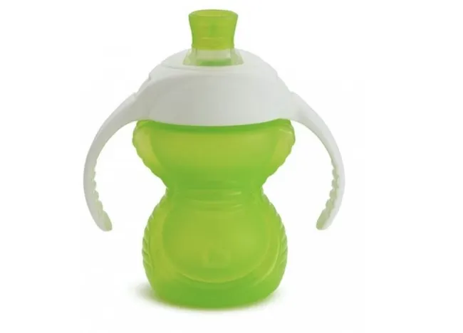 Kubek treningowy z ustnikiem odpornym na gryzienie Munchkin 237ml zielony 5901736294273