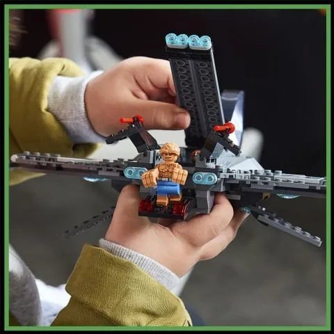 LEGO SUPER HEROES Avengers: Doomsday Quinjet 76347 5702018063309