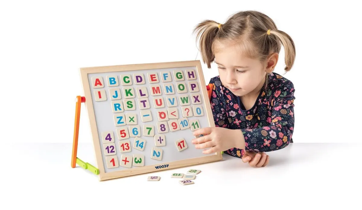 Magnetyczna tablica z alfabetem na stół 90107 8591864901074